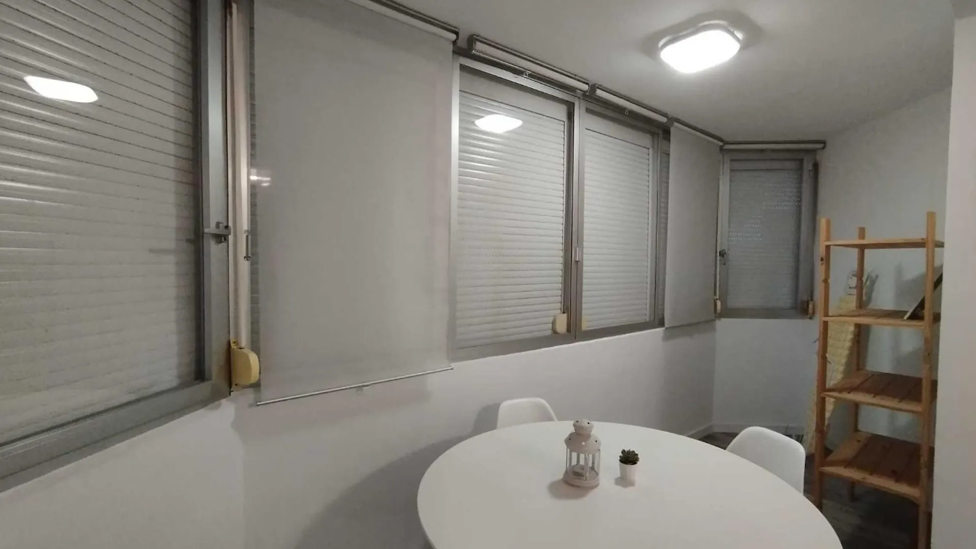 Plazamar Centro Apto 1 Dorm 3 Huesped Playa Wi-Fi Torre Del Mar
